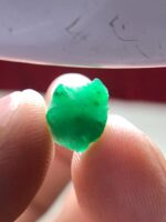 Elegant and Rare: A 2.51 ct Emerald Crystal from Swat, Pakistan - Image 3