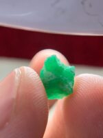 Elegant and Rare: A 2.51 ct Emerald Crystal from Swat, Pakistan - Image 5