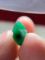 Elegant and Rare: A 2.51 ct Emerald Crystal from Swat, Pakistan - Image 8