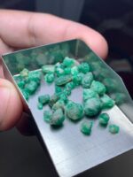 Swat Valley Emerald Rough Lot (32.30ct) - Image 7