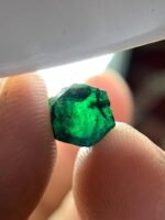 Emeralds of the North: 2.10ct Swat Emerald Crystal (4.48 × 7.66 × 7.25 mm) - Image 7