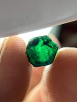 Emeralds of the North: 2.10ct Swat Emerald Crystal (4.48 × 7.66 × 7.25 mm) - Image 9