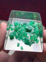 27.64 ct Natural Emerald Rough Lot – Swat Valley, Pakistan - Image 3
