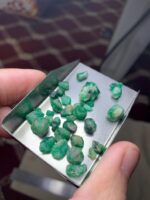 Exceptional 42.66 ct Emerald Rough Lot from Swat - Image 3
