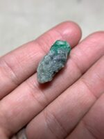 A Rare Glimpse of Nature – 16.40 ct Swat Emerald Specimen - Image 4