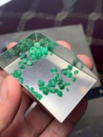 16.40 ct Swat Emerald Rough Lot – Natural Green Crystals from Pakistan’s Emerald Valley - Image 4