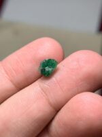 Small Yet Striking: A 1.71ct Emerald Crystal from Swat - Image 2