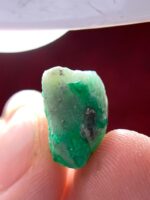 Swat Emerald Specimen – 13.05ct Rich Green Crystal - Image 9