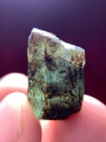 The 32.60 ct Emerald Crystal from Laghman: A Gem of Majestic Green - Image 2
