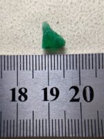 The Captivating Charm of a 1.26ct Emerald Crystal - Image 2