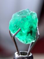 Swat Emerald Marvel: 1.90ct Emerald Crystal (5.20 × 7.53 × 5.90 mm) - Image 7