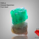 Stunning 17.95 ct Emerald – Compact Elegance in Green