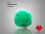Discovering a 3.65 ct Swat Emerald : Raw Natural Beauty