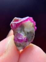 Exploring the Beauty of a 12.20 ct Afghan Ruby: A Rare Gem in Detail - Image 9