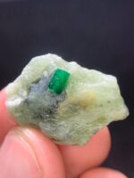 Discover the Majestic 40.50ct Emerald Specimen from Swat Valley - Image 2