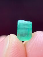 The 1.40 ct Swat Emerald: A Crystal with Timeless Elegance - Image 2