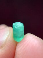 The 1.40 ct Swat Emerald: A Crystal with Timeless Elegance - Image 6