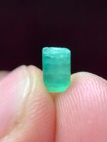 The 1.40 ct Swat Emerald: A Crystal with Timeless Elegance - Image 7