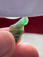 10.00ct Swat Emerald Crystal – A Striking Elongated Gem from Pakistan's Emerald Belt - Image 2
