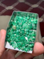 65 Carat Swat Emerald Rough Lot – A Slender Crystal with Linear Elegance - Image 10