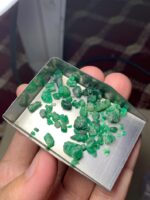 Swat’s Captivating Gem: A 34.65 Carat Emerald Rough Lot - Image 5