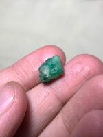Swat’s Majestic Green: An 8.35 Carat Emerald Crystal - Image 3