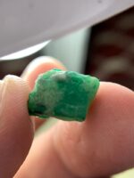 Swat’s Majestic Green: An 8.35 Carat Emerald Crystal - Image 4