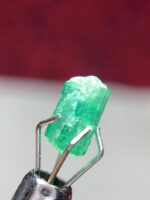 Brilliant 1.25ct Emerald Crystal from Swat Valley, Pakistan - Image 5