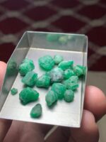 41.35ct A Wide and Flat Swat Emerald Rough Lot - Image 7