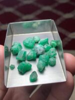 41.35ct A Wide and Flat Swat Emerald Rough Lot - Image 8