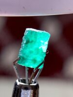 1.41 ct Swat Emerald Crystal — Elegance in Green - Image 11