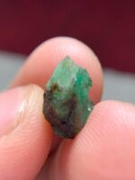 3.90ct Laghman Emerald Crystal: Balanced Beauty from Afghanistan - Image 7