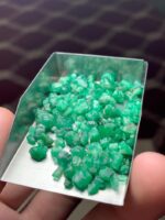 Magnificent 57.60 ct Emerald Rough from Swat - Image 11
