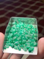 Swat’s Emerald Treasures: 60.70-Carat Rough Lot - Image 2