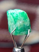 5.30 ct Swat Emerald Crystal: Natural Collector Gem - Image 4