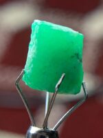 5.30 ct Swat Emerald Crystal: Natural Collector Gem - Image 7