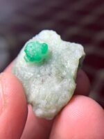 A Majestic 68.94-Carat Emerald Specimen from Swat: Nature’s Green Masterpiece - Image 4