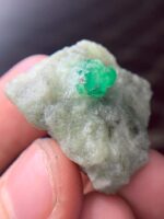 A Majestic 68.94-Carat Emerald Specimen from Swat: Nature’s Green Masterpiece - Image 5