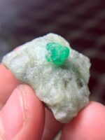 A Majestic 68.94-Carat Emerald Specimen from Swat: Nature’s Green Masterpiece - Image 10
