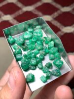 67.55 ct Swat Emerald Rough – Gemstone Overview - Image 5