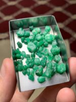 56.36 Carat Swat Emerald Rough Lot – Natural Green Gemstone from Pakistan (14.80 × 9.27 × 6.80 mm) - Image 3