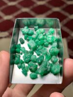 56.36 Carat Swat Emerald Rough Lot – Natural Green Gemstone from Pakistan (14.80 × 9.27 × 6.80 mm) - Image 4