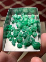 56.36 Carat Swat Emerald Rough Lot – Natural Green Gemstone from Pakistan (14.80 × 9.27 × 6.80 mm) - Image 9