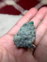 A Remarkable 207 ct Emerald Specimen from Swat - Image 8