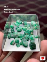 Elegant 40ct Swat Emerald Rough Lot