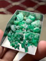 73.25 Carat Swat Emerald Rough Lot – Exceptional Mass with Raw Natural Beauty - Image 7