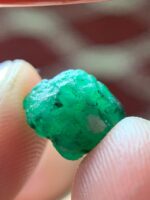 Born in the Mountains: A 4.62 ct Swat Emerald Crystal - Image 8