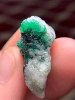A Monumental 38.15 ct Emerald Specimen - Image 9