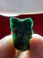 Swat Emerald Crystal: 10.56ct Untreated Green Gemstone - Image 10