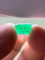 Small but Striking: 1.62ct Emerald Crystal from Swat (9.61 x 5.71 x 3.00 mm) - Image 2